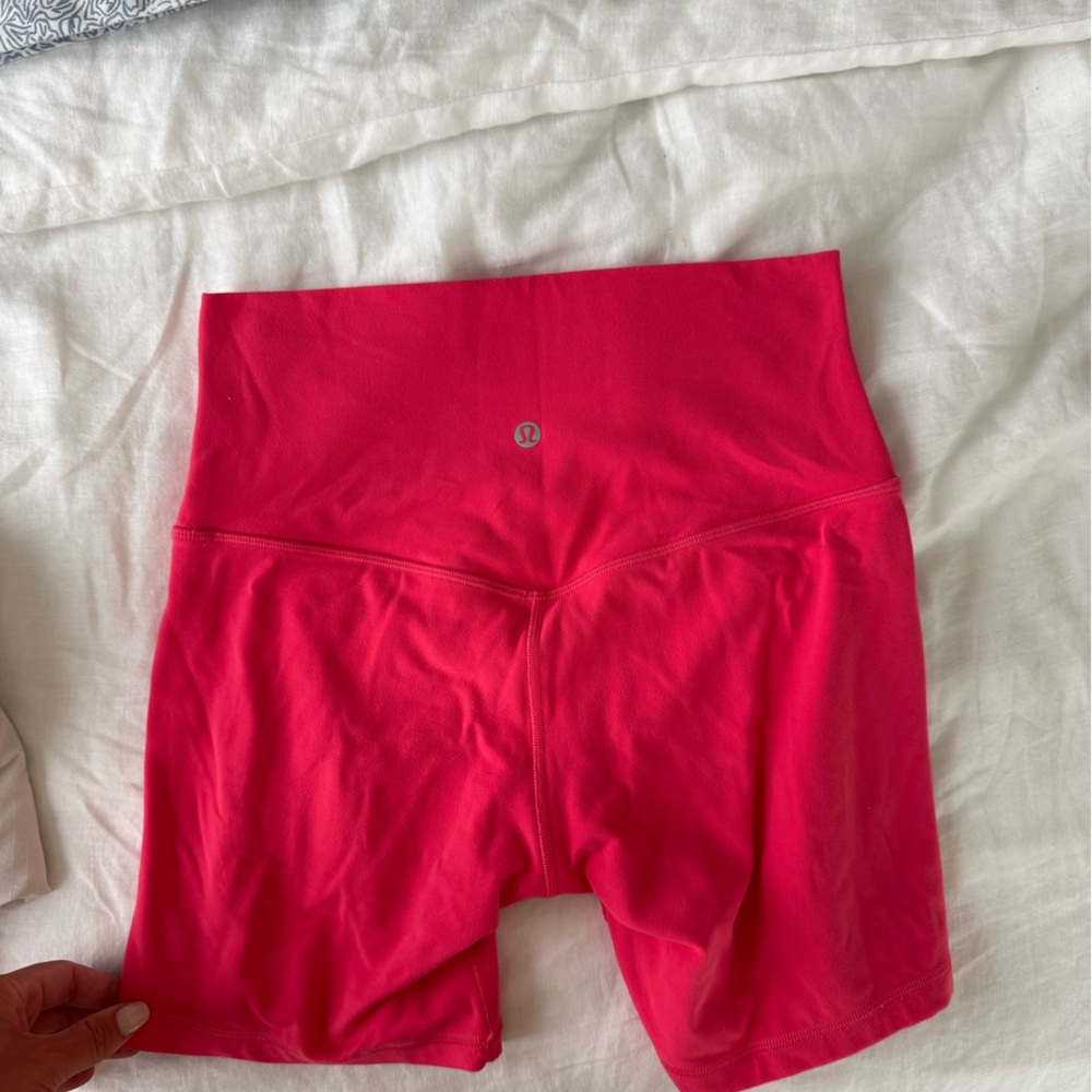 LULU BIKERS size 6